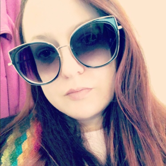 ⭐️Welcome!⭐️ - Picture 2 of 6